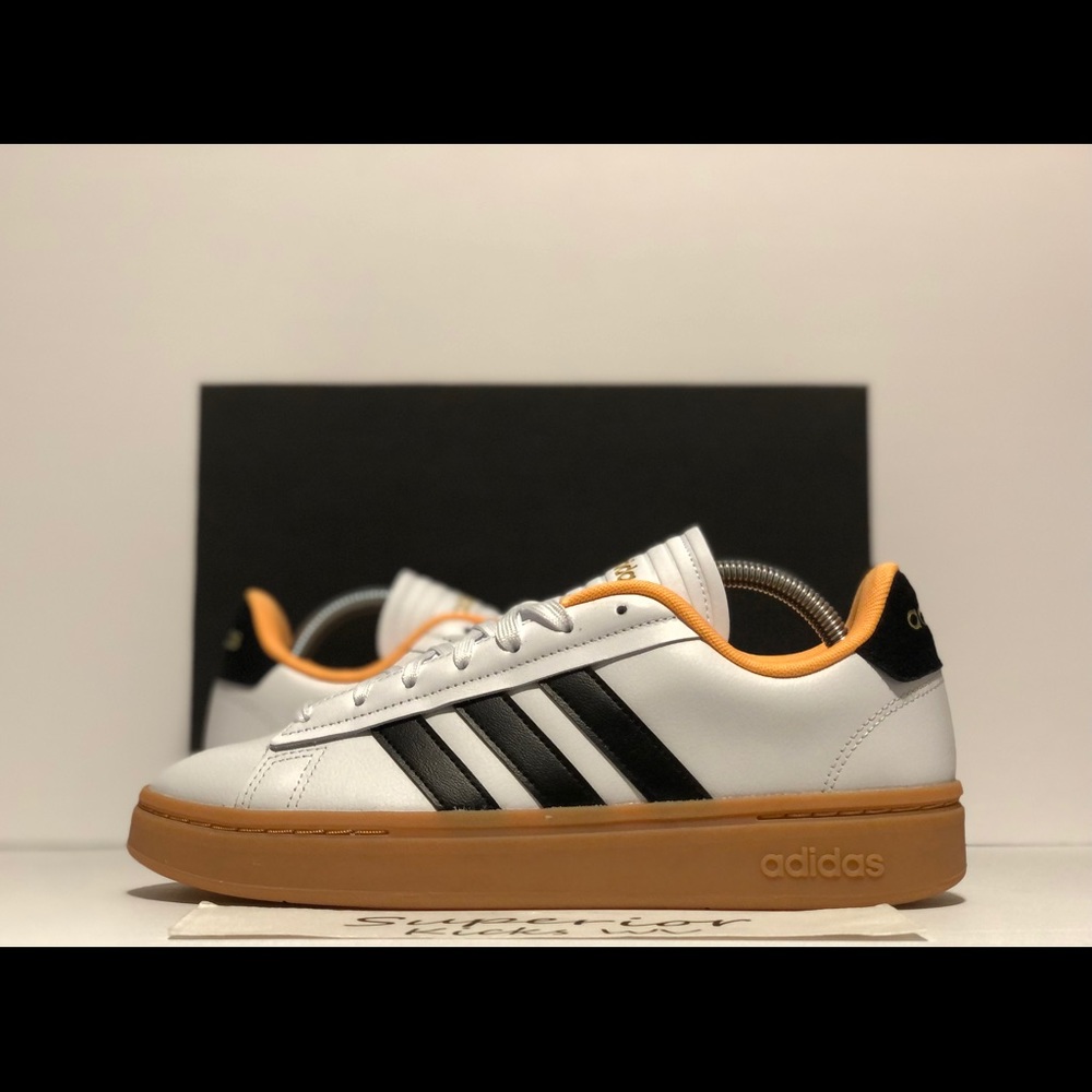 Adidas Grand Court Alpha “Cloud White/Core Black/ Flash Orange”